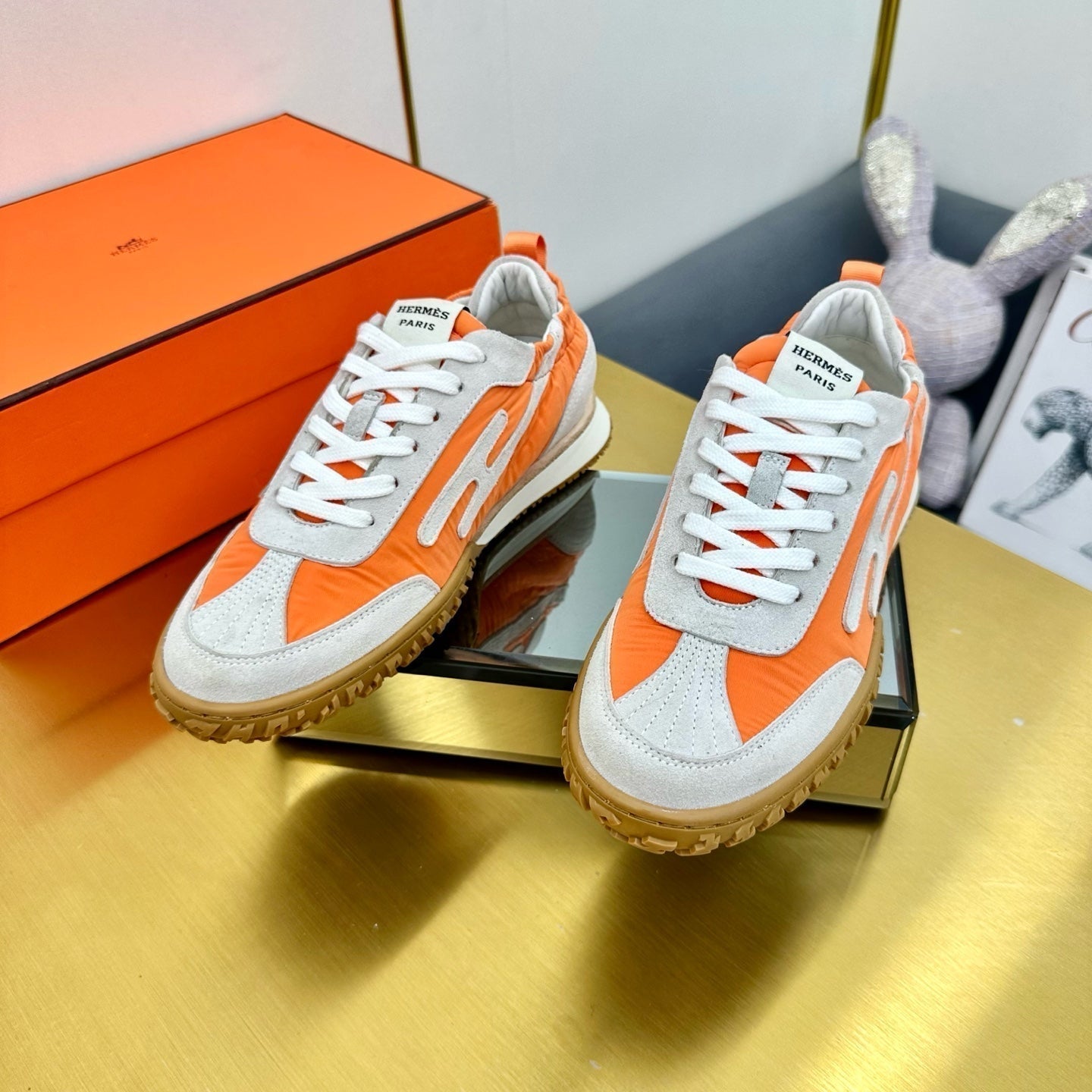 HERMES JET SNEAKER IN PALE GRAY SUEDE MIX ORANGE CALFSKIN